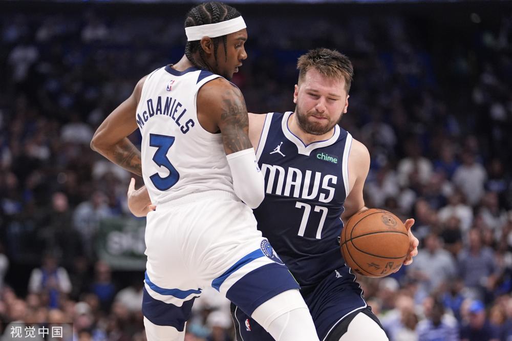 伺机反击 伺机反击