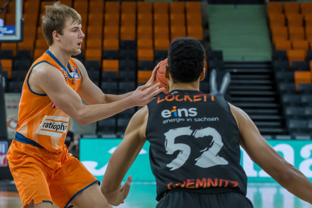 并非随意夸 并非随意夸