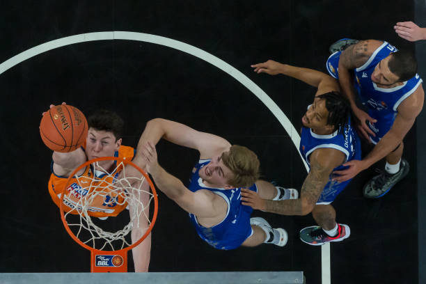 各方应共同 各方应共同